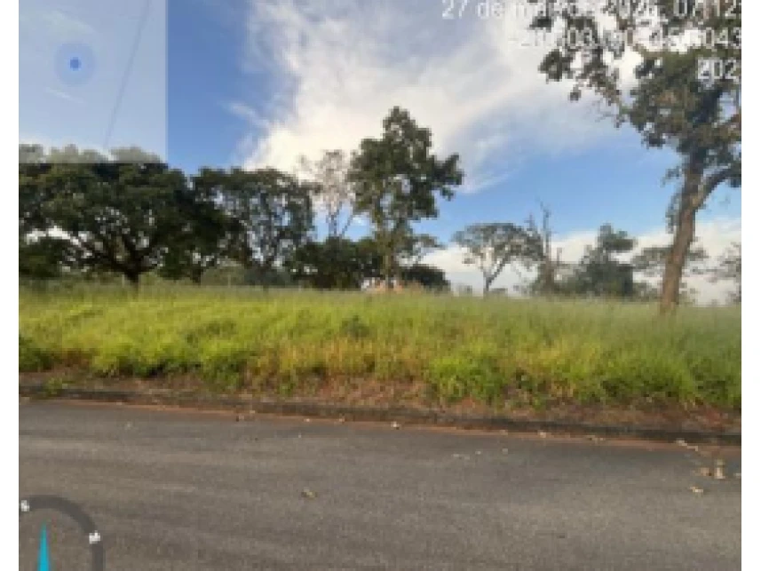 Terreno à venda em leilão