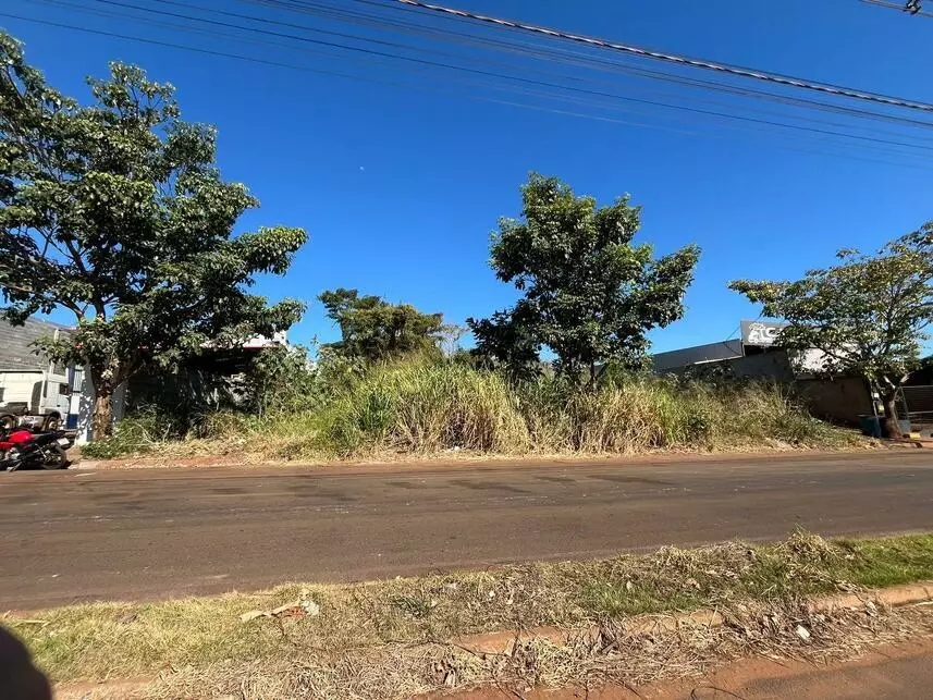 Residencial / Terreno à venda em leilão