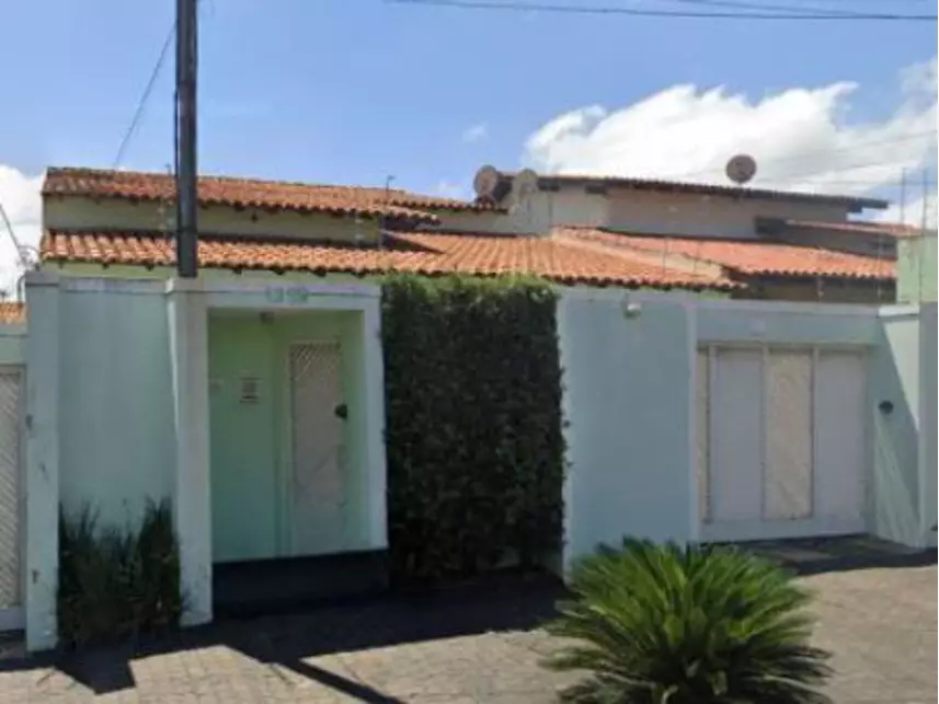 Casa à venda em leilão
