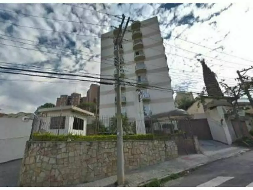 Apartamento à venda em leilão