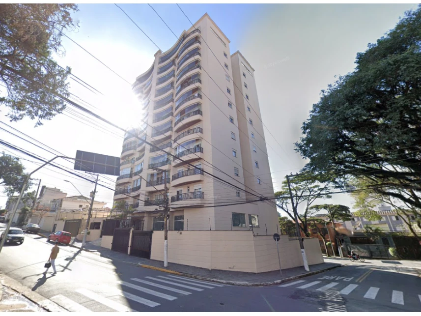 Apartamento à venda em leilão