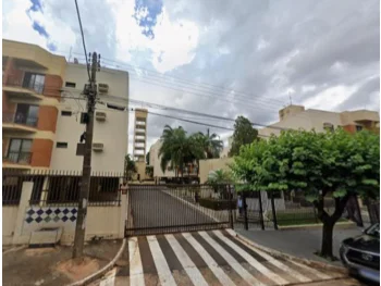 Apartamento à venda em leilão