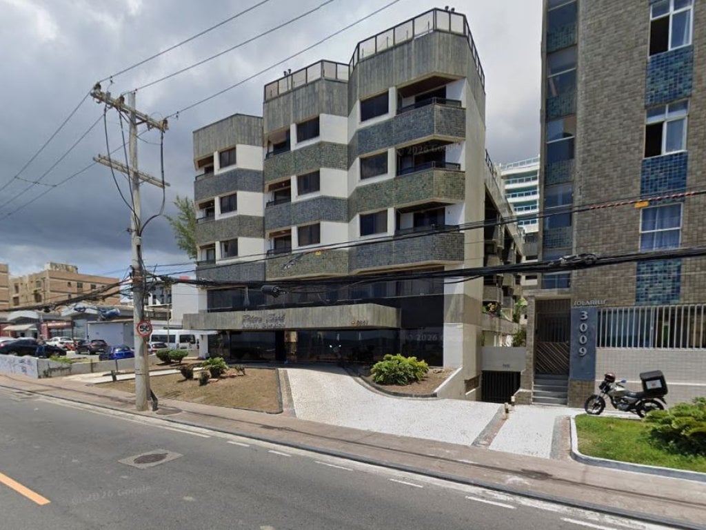 Bar (Localizado na Cobertura) 40 m² (Condomínio Frente à Praia) - Ondina - Salvador - BA