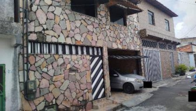Casa, Padrão, 1 Vaga(S) de Garagem