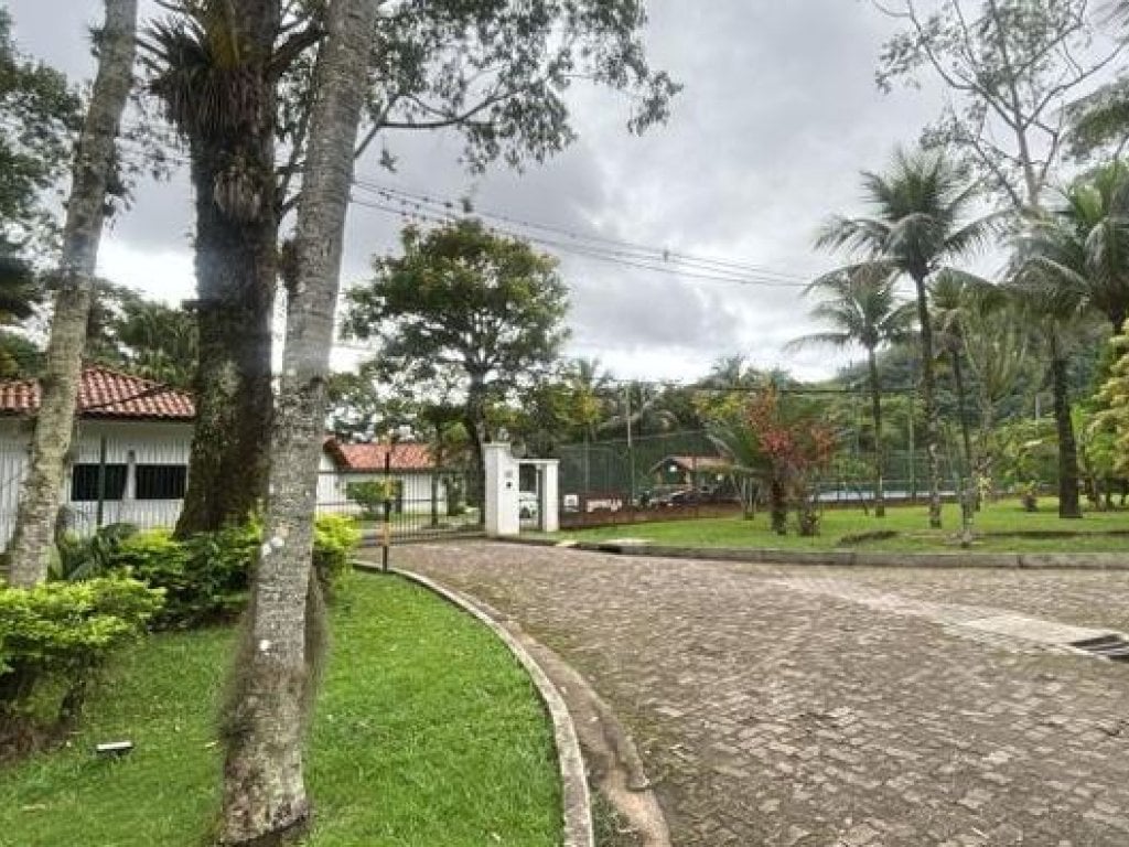 Casa 565 m² - Angra dos Reis-RJ - Rua B - Lt. 306 da Qd. 12 - Casa 60-B do Condomínio Marbella - Pontal (Cunhambere)