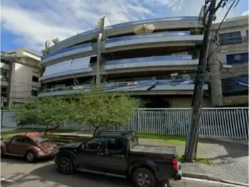 Apartamento à venda em leilão
