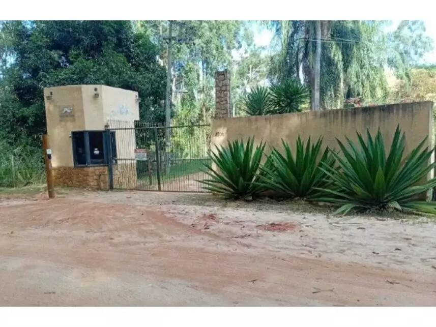 Terreno à venda em leilão