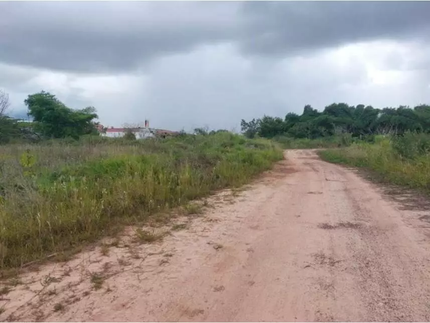 Terreno à venda em leilão
