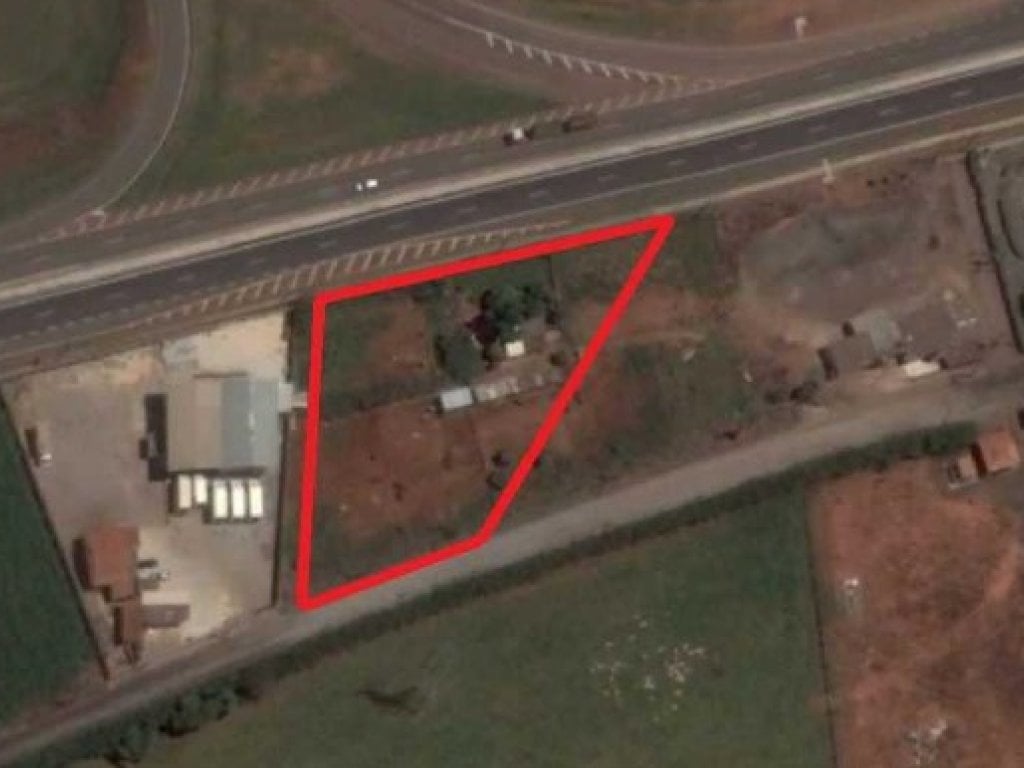 Terreno com 3.625 m² ás Margens da Rod. Raposo Tavares - Itapetininga - SP