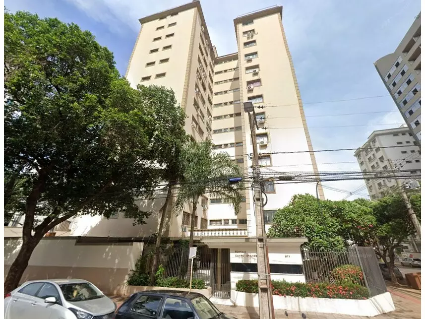 Apartamento à venda em leilão