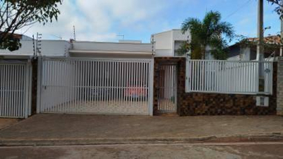 Casas