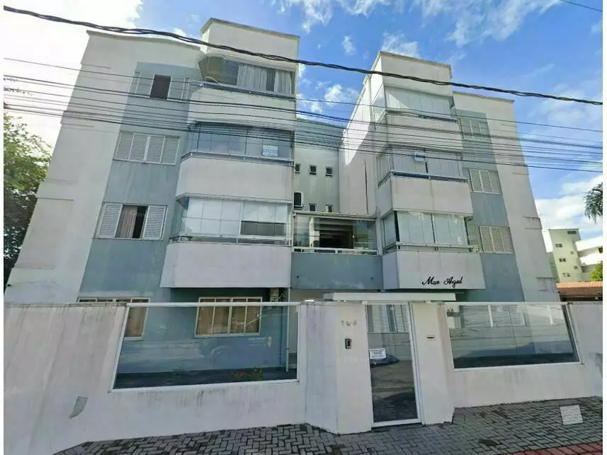 Apartamento à venda em leilão