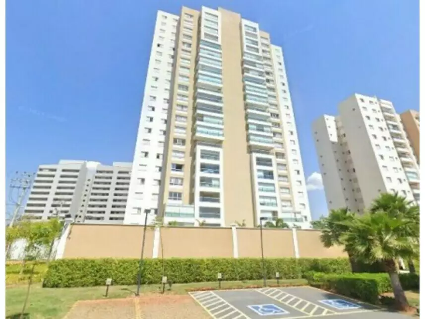 Apartamento à venda em leilão