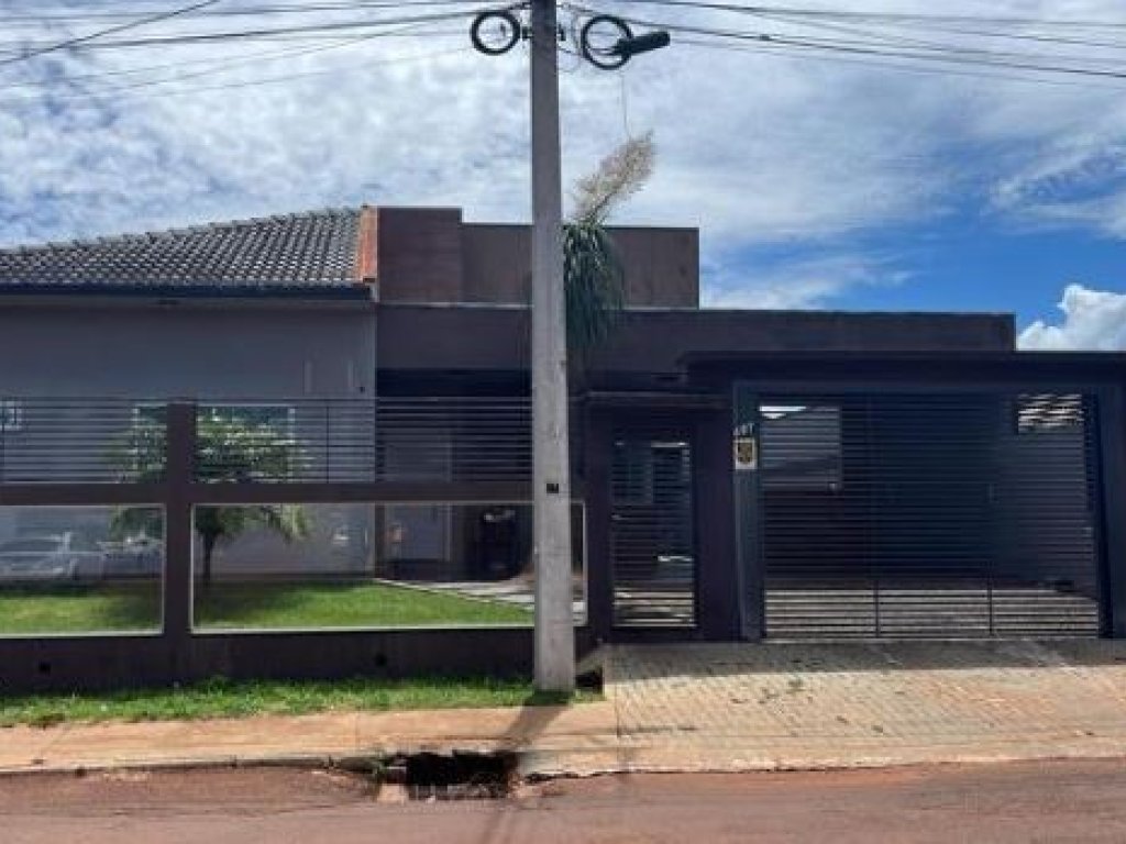 Casa 250 m² - Três Barras do Paraná-PR - Rua Angelo Boaretto, 687 - Alto Campo