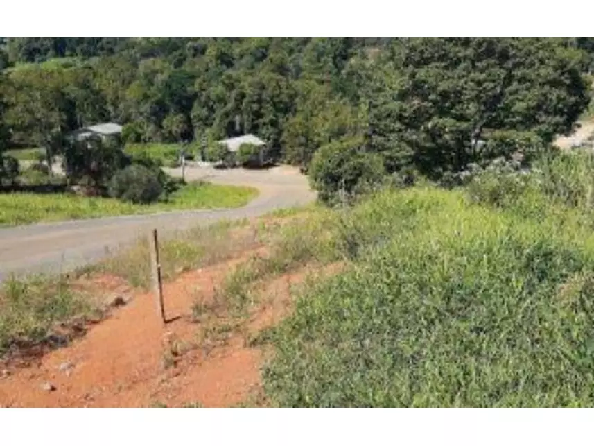 Terreno à venda em leilão