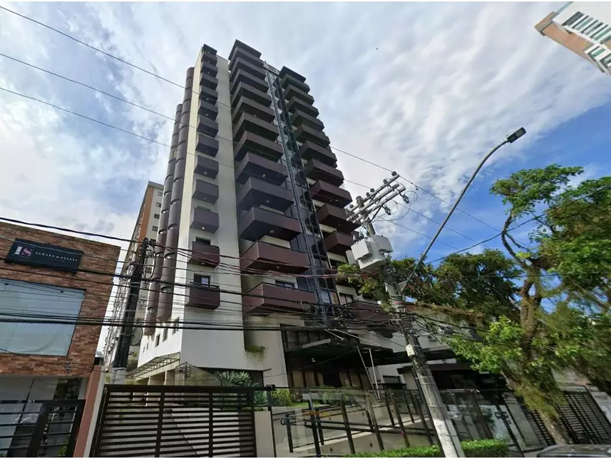 Apartamento à venda em leilão