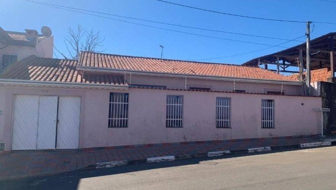 Casa, Padrão, 1 Vaga(S) de Garagem