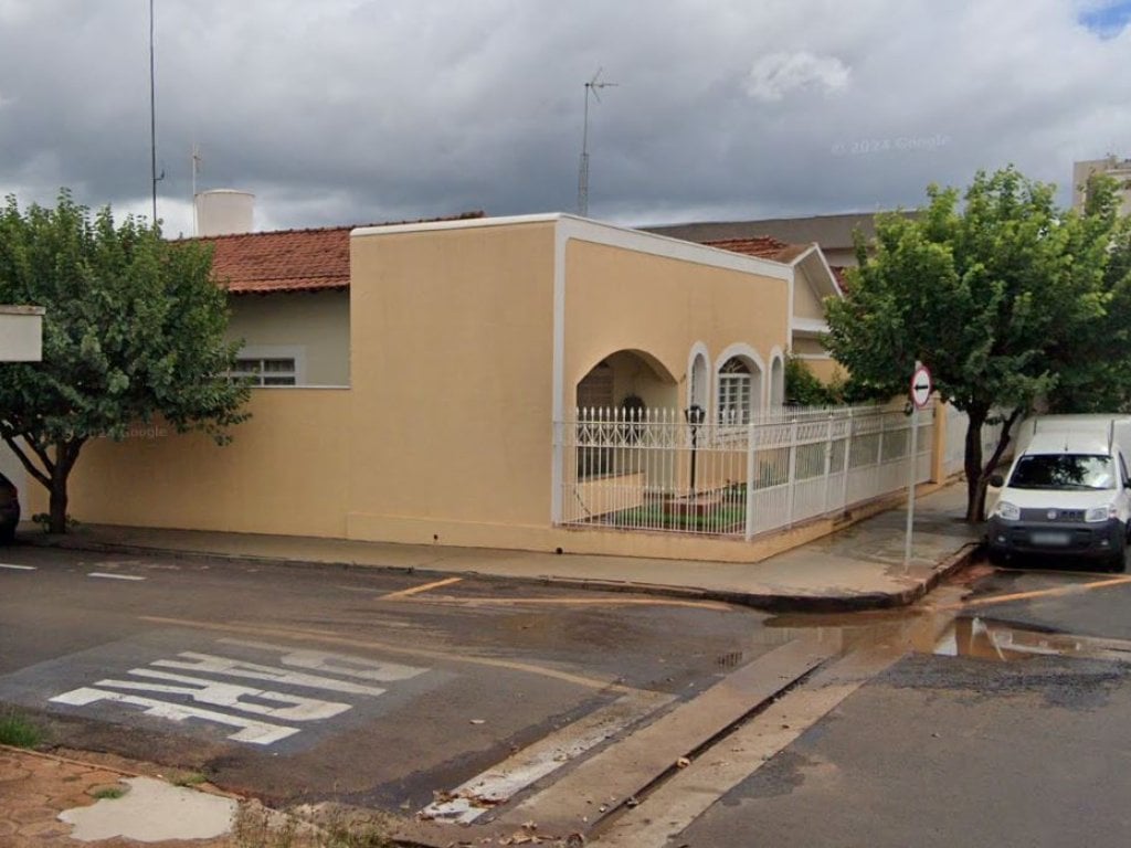 Casa 227 m² - Santa Casa - Olímpia - SP