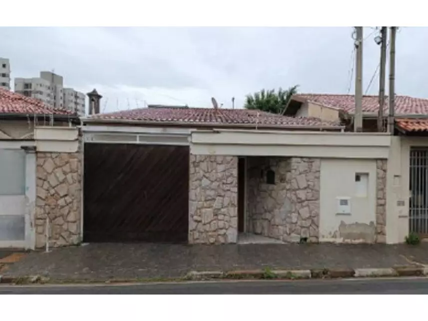 Casa à venda em leilão