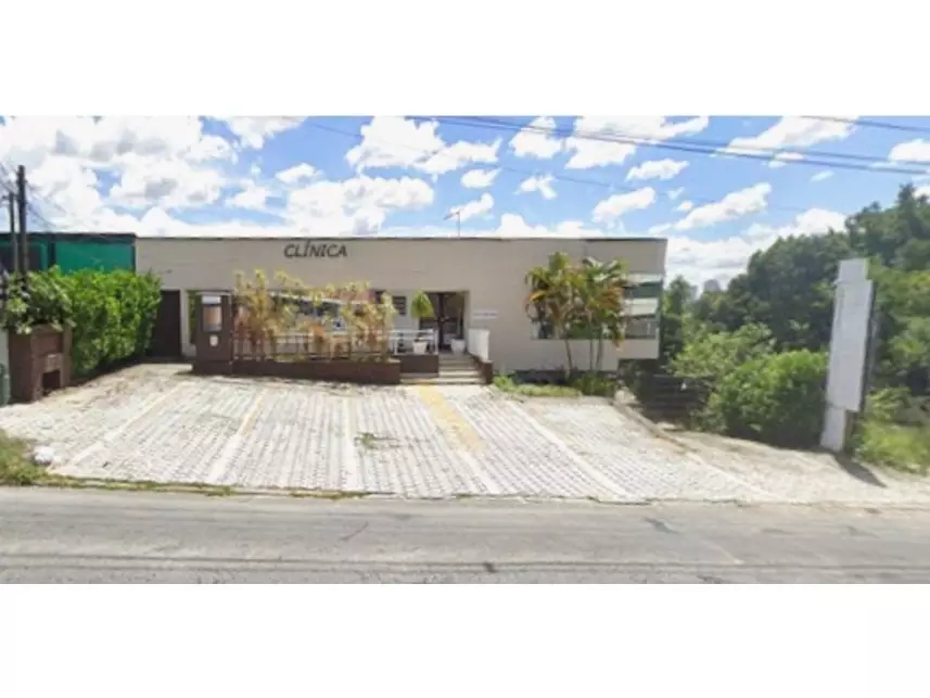 Prédio Comercial à venda em leilão