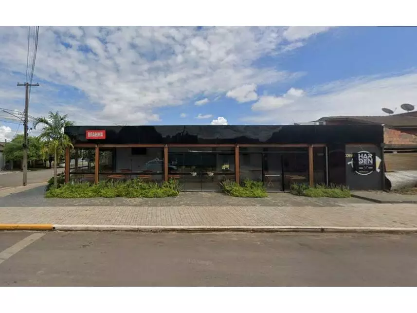 Prédio Comercial à venda em leilão
