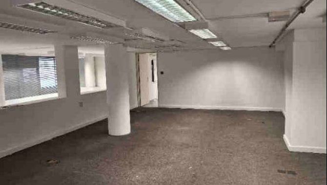Ex-Agência 398 m² - Benfica - Rio de Janeiro - RJ