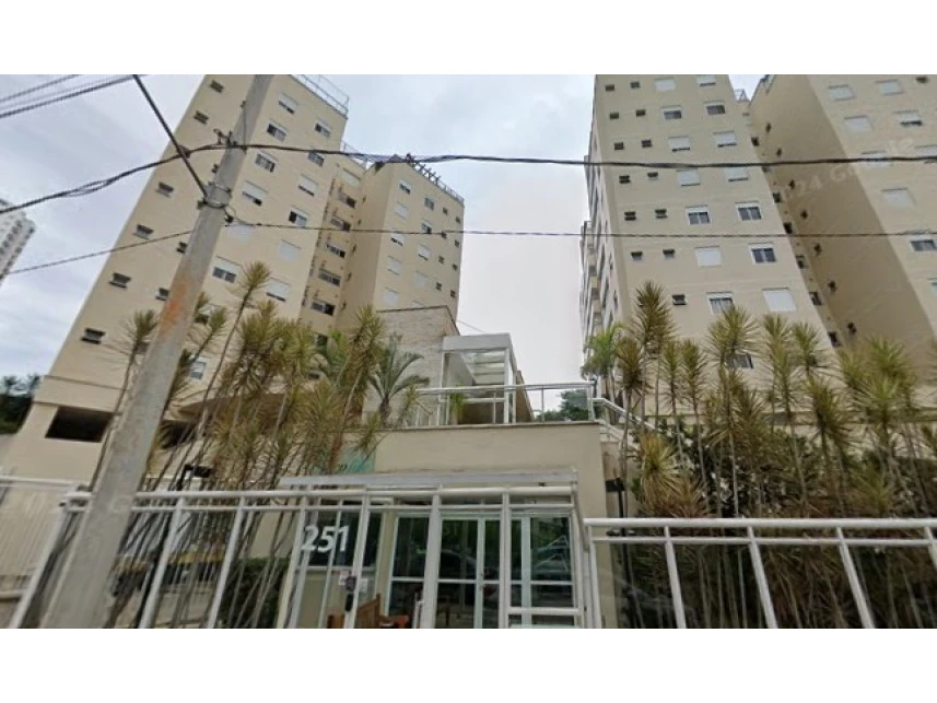 Apartamento à venda em leilão