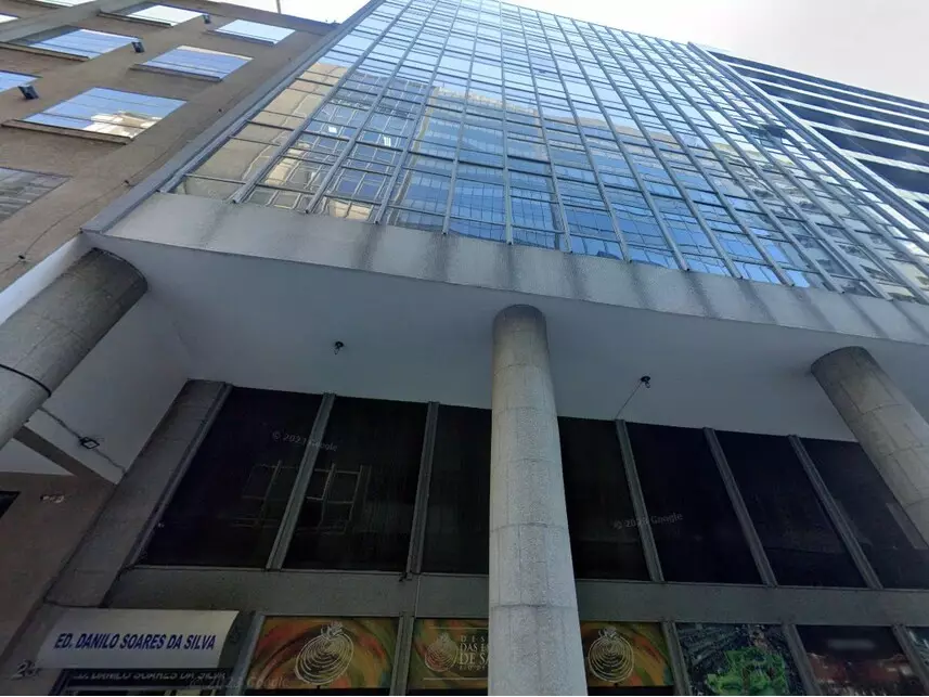 Sala Comercial à venda em leilão