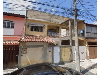 Apartamento à venda em leilão