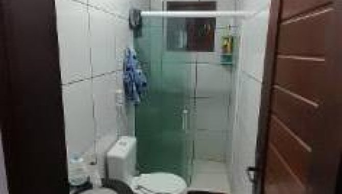 Casa, Padrão, 0 Vaga(S) de Garagem