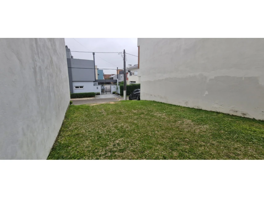 Terreno à venda em leilão