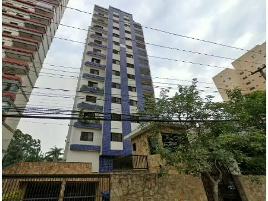 Apartamento à venda em leilão