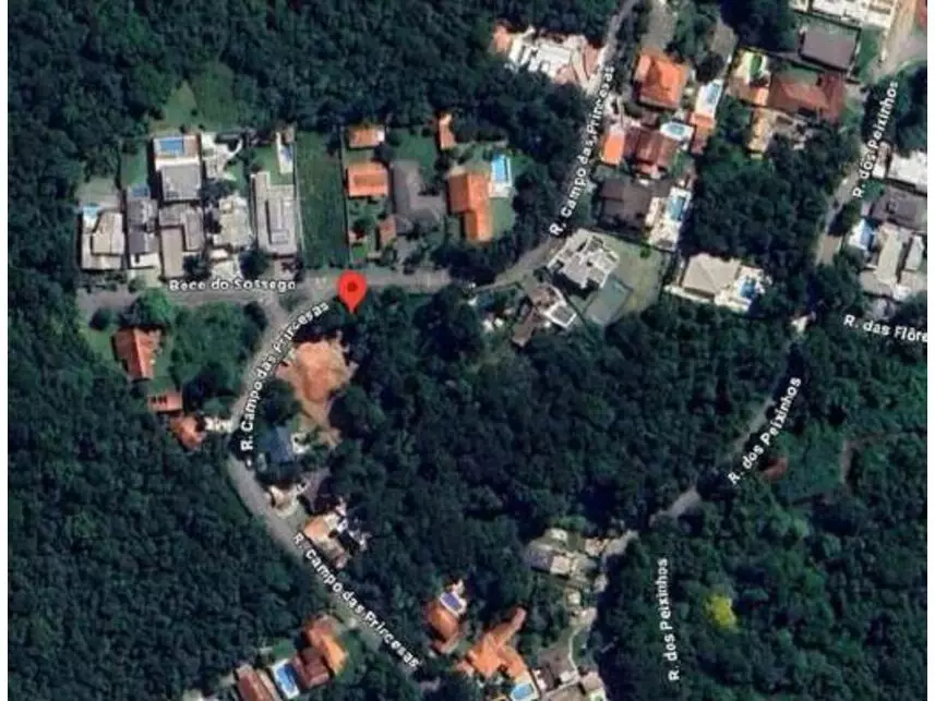 Terreno à venda em leilão