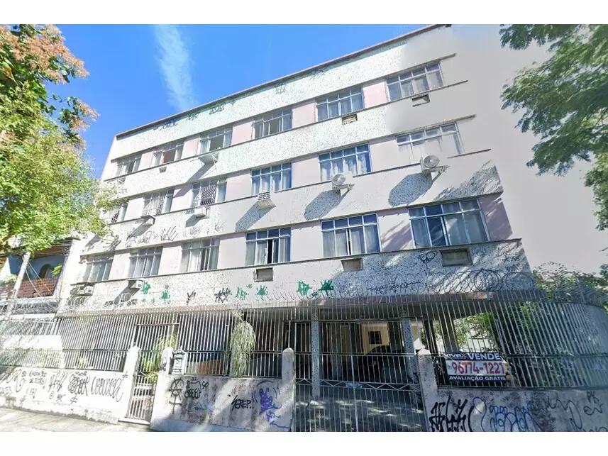 Apartamento à venda em leilão