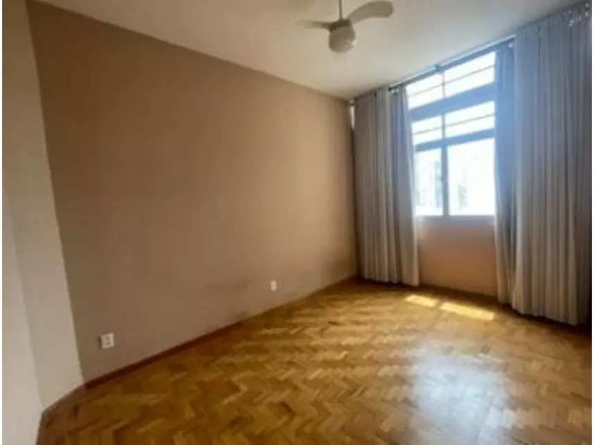 Apartamento à venda em leilão