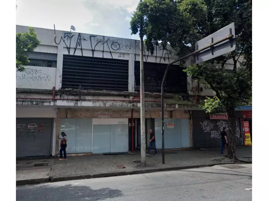 Ex-Agência à venda em leilão