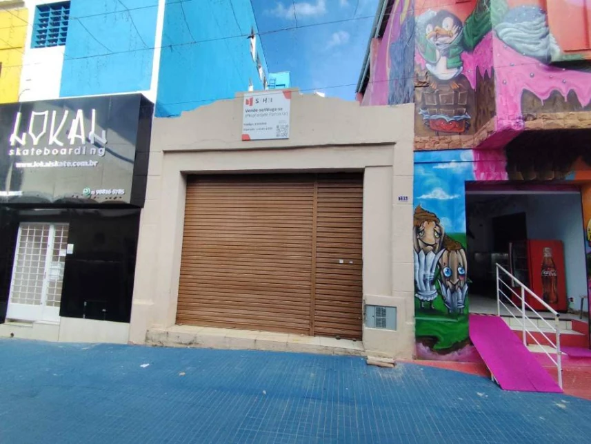 Prédio Comercial à venda em leilão