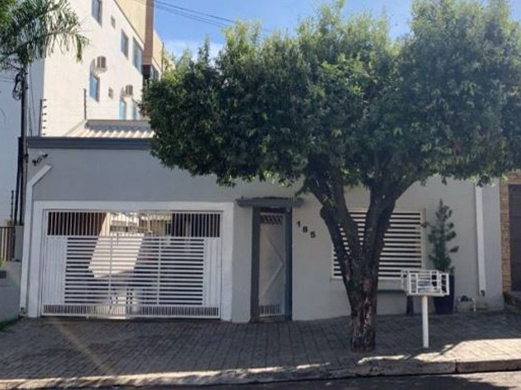 Casa 161 m² - Rondonópolis-MT - Rua Elenita Castro Cardoso, 185 - Vila Aurora I