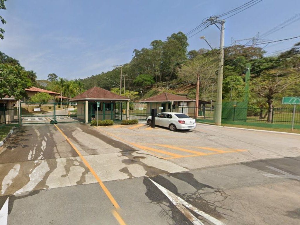 Terreno 1.004 m² (Condomínio Serra dos Cristais) - Jordanésia - Cajamar - SP