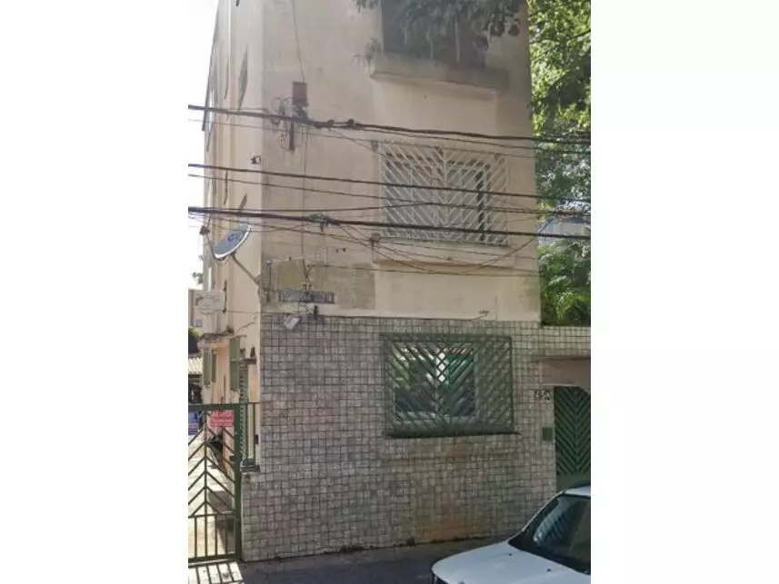 Apartamento à venda em leilão