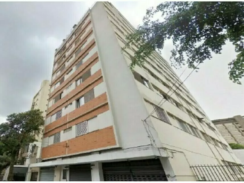 Apartamento à venda em leilão