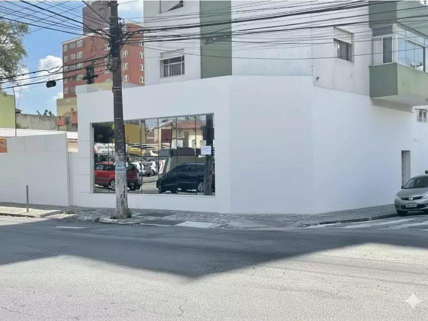 Loja à venda em leilão
