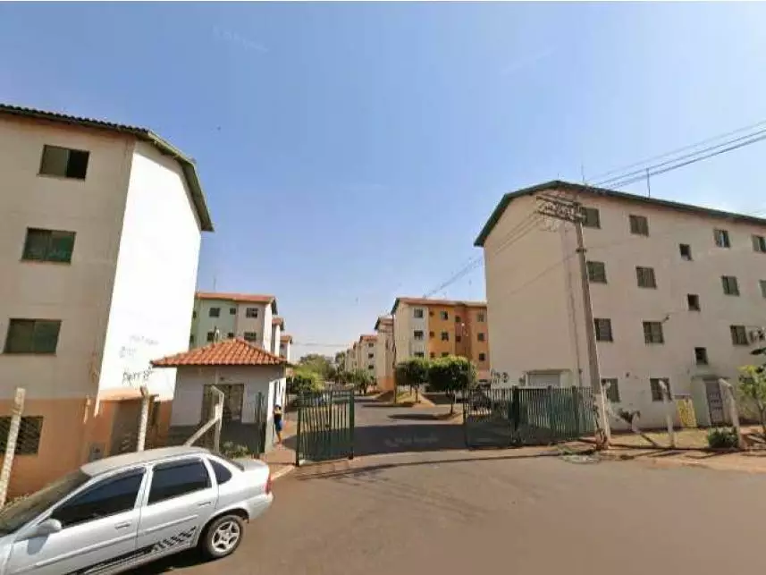 Apartamento à venda em leilão