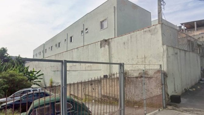 Casa, em Condomínio, 1 Vaga(S) de Garagem