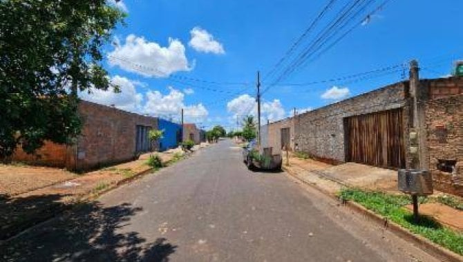 Casa, Padrão, 0 Vaga(S) de Garagem