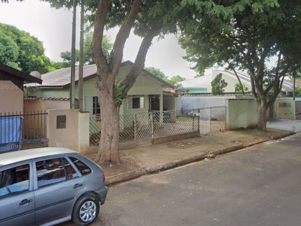 Casa 48 m² em Terreno de 450 m² - Munhoz de Melo - PR