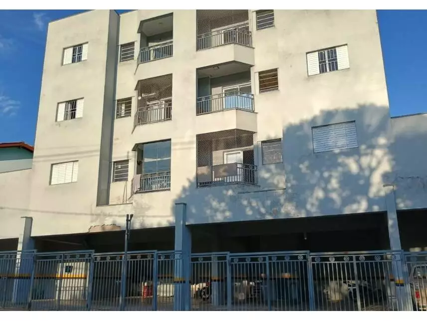 Apartamento à venda em leilão