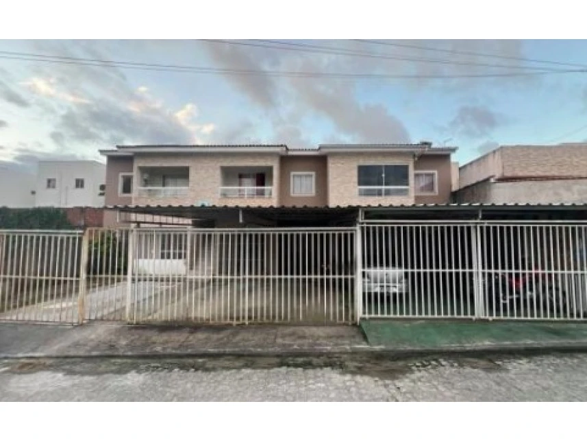 Apartamento à venda em leilão