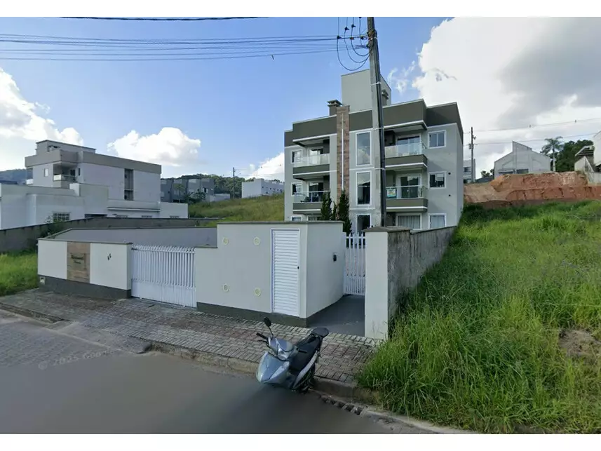 Apartamento à venda em leilão