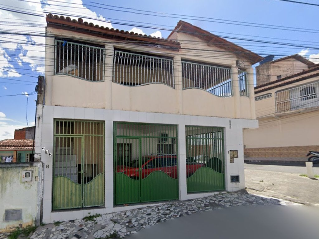 Casa em Terreno 372 m² - Cruzeiro Feira de Santana - BA